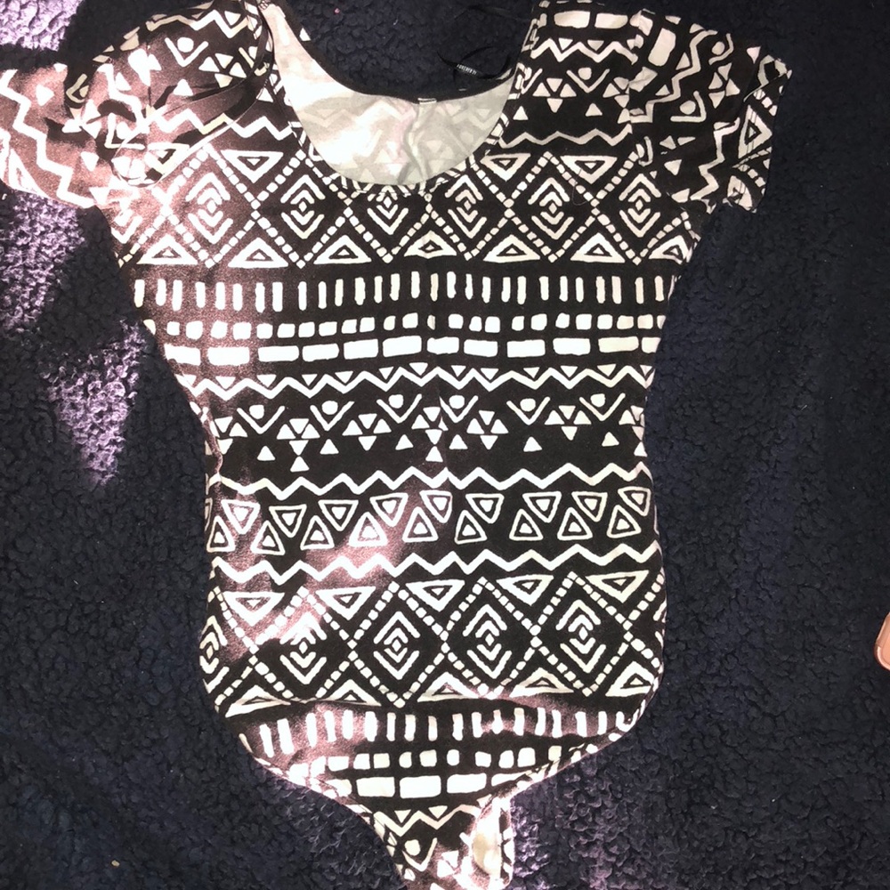 Printed body suit. Forever 21